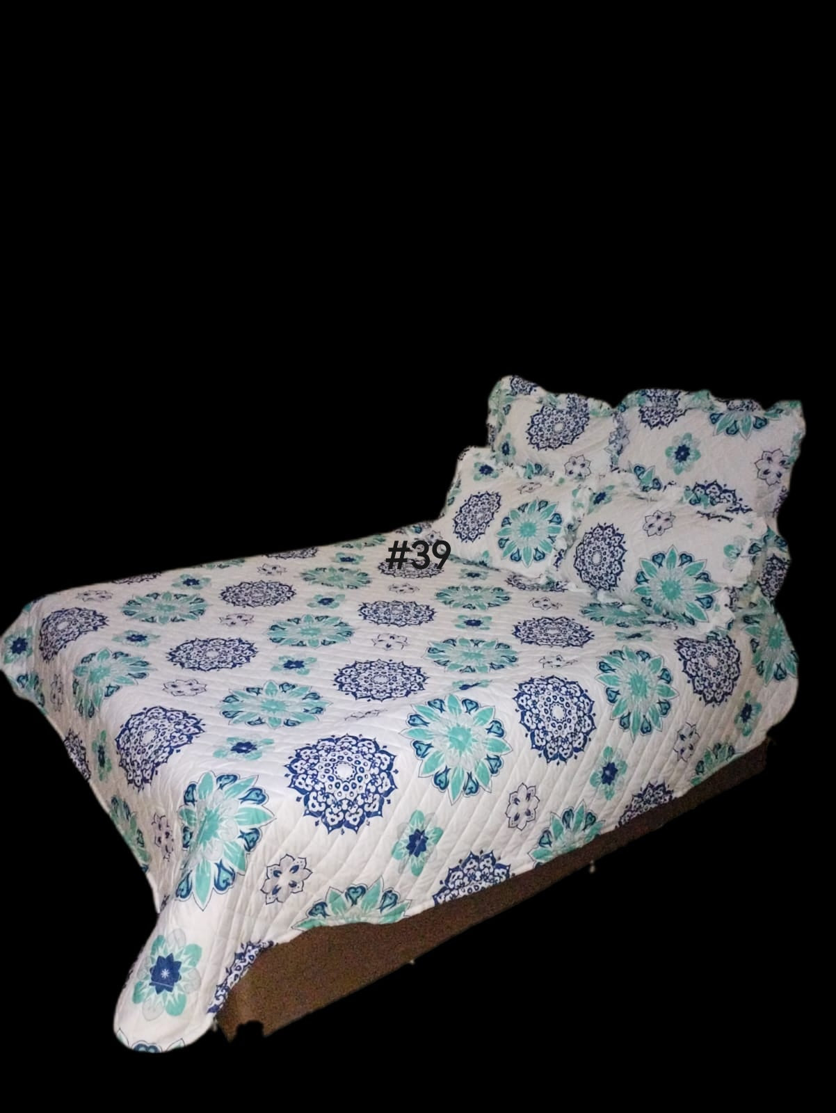 5pc Quilted Bed Spread Unfrilled